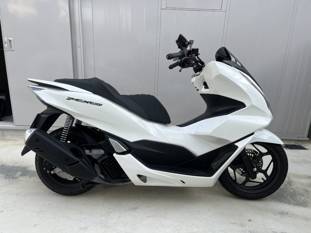 PCX160をエンデュランスローダウンキットでローダウンした画像